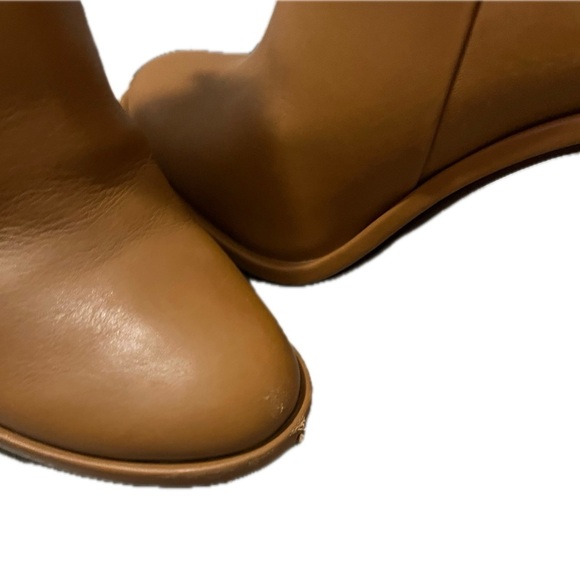 Tory Burch Gabrielle Elegant Tan Ankle Boots Size 9M - Picture 4 of 13